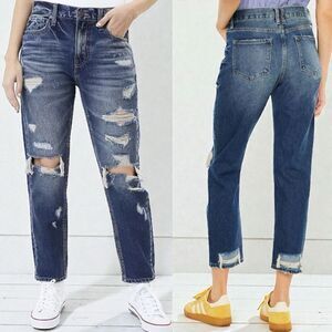 Kancan Ultra High Rise Dark Wash Cropped Distressed Mom Fit Jeans 15/31 NWT